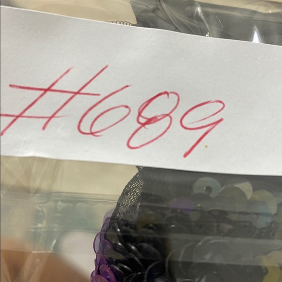 NWT MORGAN FLORAL EMBELLISHED BLOUSE IN ROSE MULTI - Picture 8 of 8